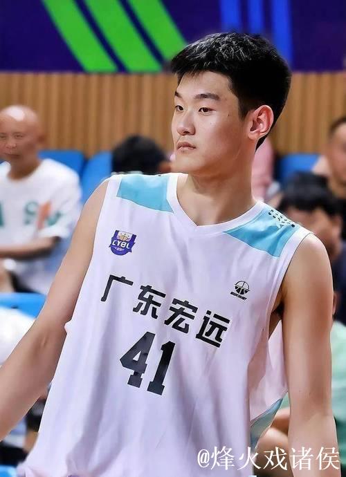 天赋完爆王洪泽！广东“新四号位”正式上位，这可是杜锋的杀手锏