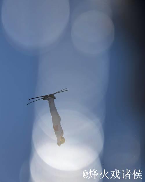 惊喜连连稳中求进 中国空中技巧队备战米兰 惊喜连连稳中求进 中国空中技巧队备战米兰